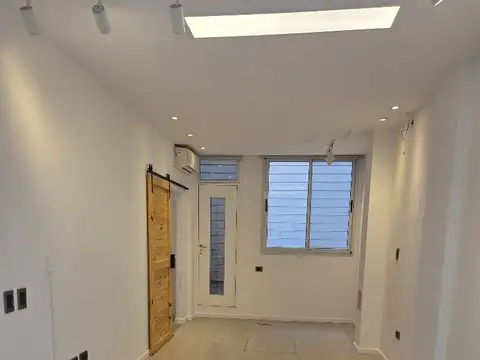 Primero de Mayo 1200