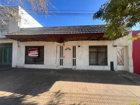 PH  TIPO CASA 2 DORMITORIOS-PATIO- 47 139 y 140 LOS HORNOS, LA PLATA