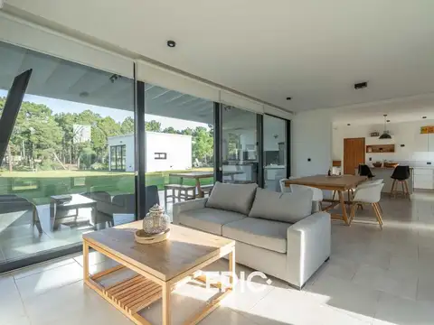 Casa en Venta al Oeste