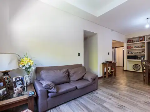 Casa 6 ambientes con 3 baños