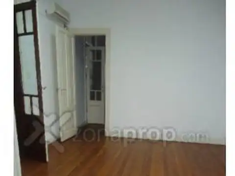 Bouchard 400 - Departamento Señorial. Semipiso 7 Ambientes Centro / Microcentro