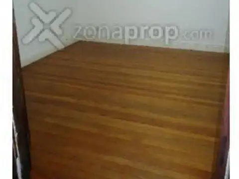 Bouchard 400. Entre Avenida Corrientes y Lavalle