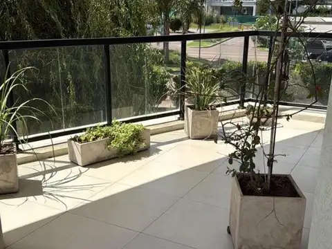 Departamento en Alquiler en Terralagos, USD 2.500