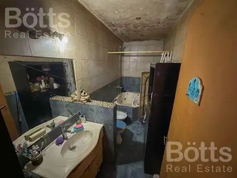 Depto Tipo Casa en Venta 70 años