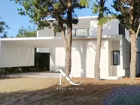 Casa en venta en Costa Esmeralda gas natural a estrenar