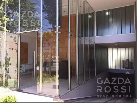 Hipolito Yrigoyen al 8300