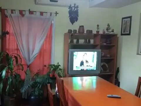 Casa  en Venta ubicado en Villa Santos Tesei, Hurlingham, G.B.A. Zona Oeste - AMA0155_LP545277_8