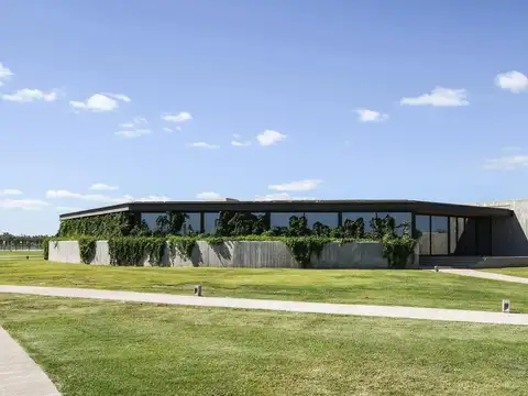 Terreno en Venta 28  mts Frente