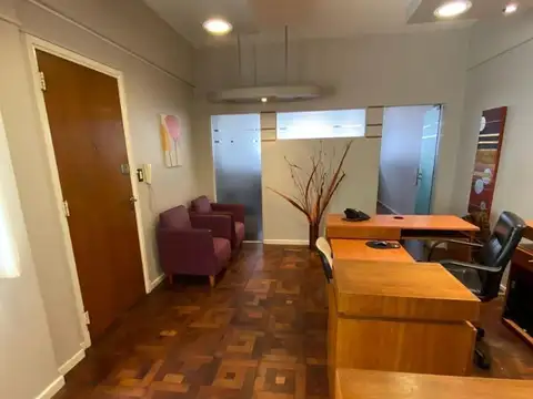 Oficina 2 ambientes con 1 baño