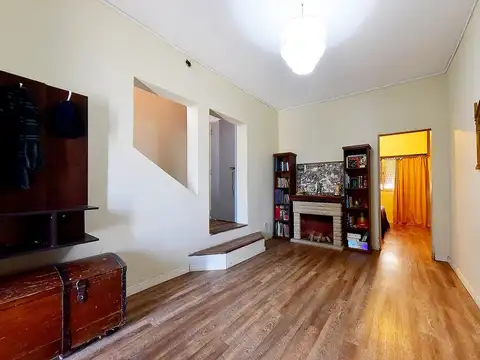 VENTA CASA 4 AMBIENTES RECICLADA EN VIRREYES