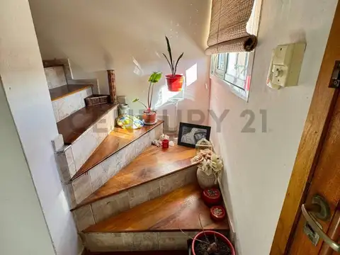 Casa 3 ambientes con 2 baños