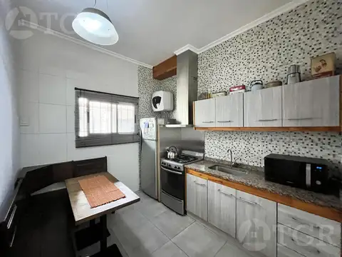 Depto Tipo Casa en Venta en Remedios De Escalada, USD 73.900