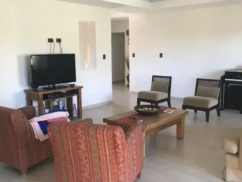 Casa en Venta en Neuquen, USD 650.000