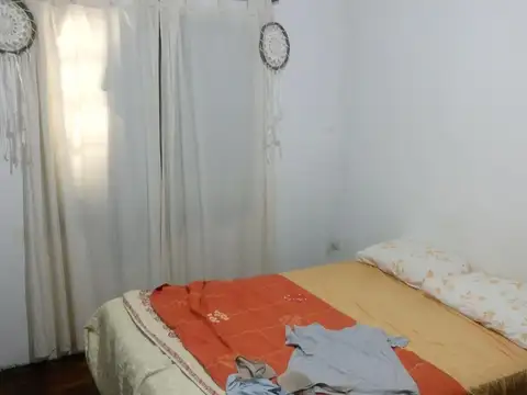 Casa en Venta con 4 cocheras