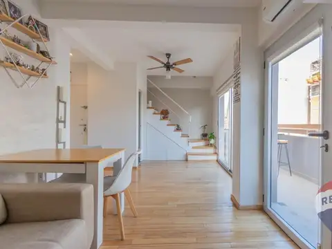 Duplex 3 amb con terraza, coch+ Baulera. Urquiza