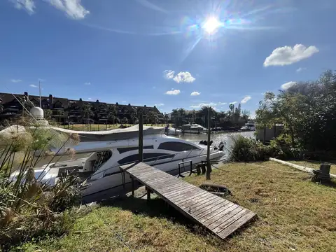 Terreno en Venta 40  mts Fondo