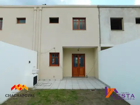 Casa en Venta con 1 cochera