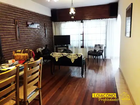 Casa 4 amb con fondo y quincho - Sayos al 5500 - Loiacono Propiedades