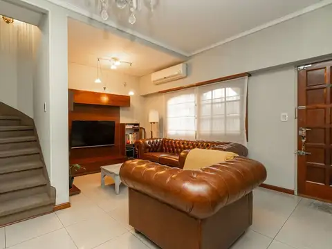 Venta Duplex 4 amb. c/patio San Martin