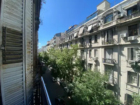 Imperdible piso estilo francés en Av. Rivadavia