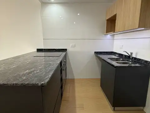Departamento en Alquiler en Mataderos, $ 800.000