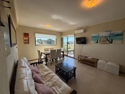 Departamento 4 ambientes con 2 baños