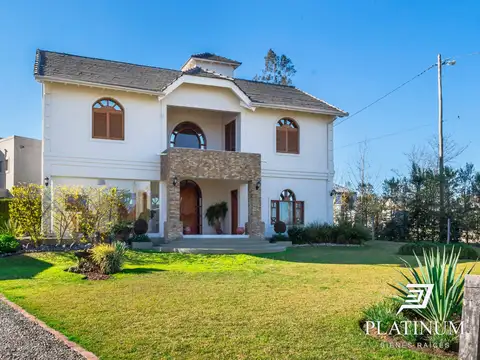 Casa en Venta de 4 dormitorios