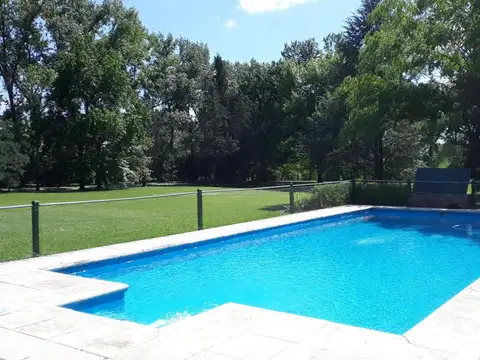 Terreno en Venta en Manzanares, USD 800.000