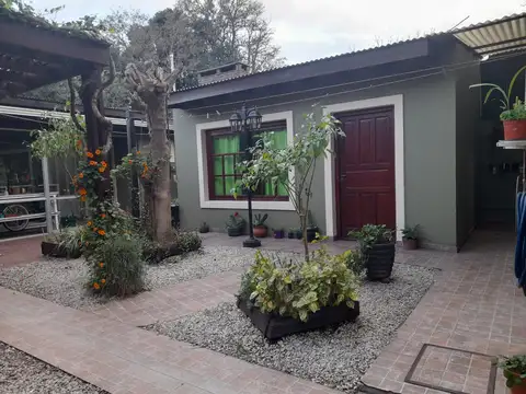 Casa en Venta con 1 cochera