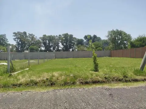 Terreno en Venta en La Lonja, USD 12.000