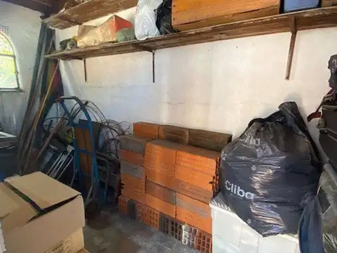 Casa 5 ambientes con 2 baños