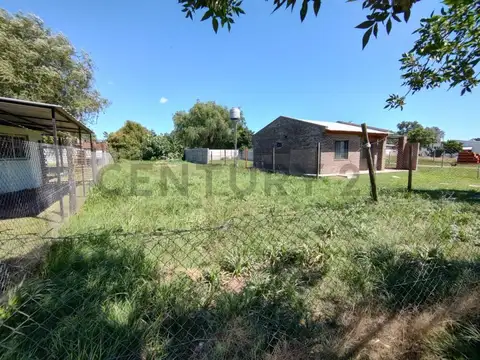 RUTA PROVINCIAL 100, Piso 0