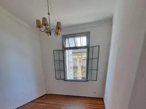 SAN JUAN  al 1428 1400, Piso 2