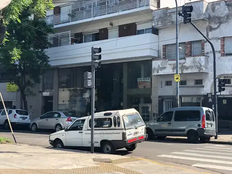 AVENIDA EVA PERON 5800