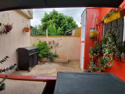 Depto Tipo Casa en Venta de 2 ambientes