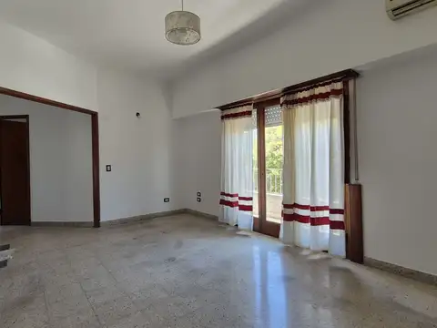 Alquiler de Departamento 4 Amb en Ciudadela, Tres de Febrero