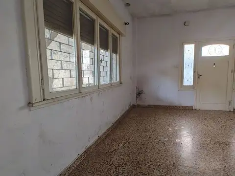 Venta PH 3amb-a Refaccionar-Gran lote-Billinghurst