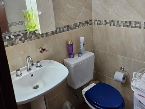 Departamento 4 ambientes con 2 baños