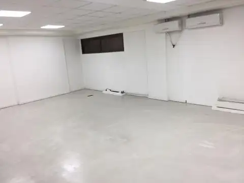 Oficina en Venta 23 años