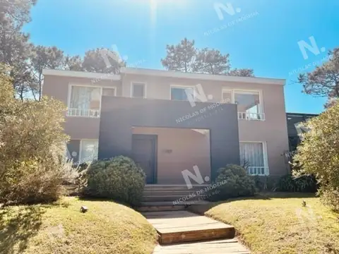 Casa en Alquiler Temporal de 4 dormitorios