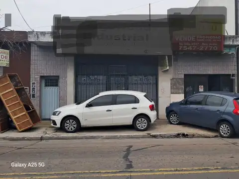 Terreno/casa con 2 locales en venta en San Justo, ZONA INDUSTRIAL