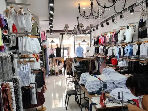 Local en alquiler en Flores Norte