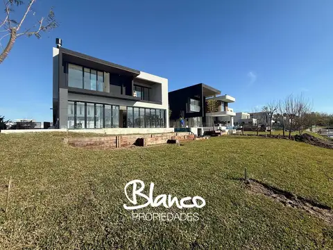 Casa  en Venta en El Yacht, Nordelta, Tigre