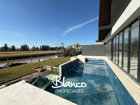 Casa en Venta de 5 dormitorios