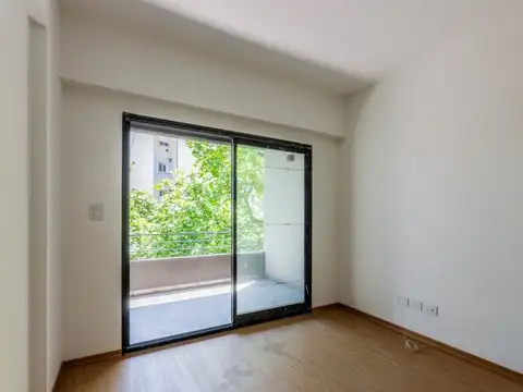 General, Mariano Acha 961 , Piso 1