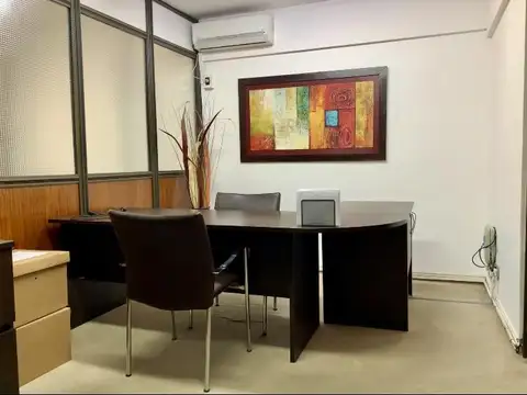 Oficina en Alquiler al Este