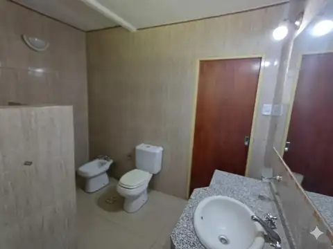 Casa en venta en Tortuguitas, Jose C Paz - 5 Ambientes