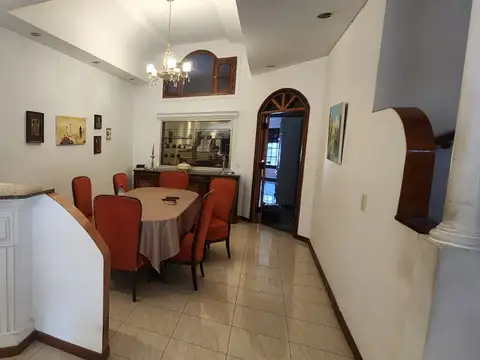Casa en Alquiler de 4 dormitorios