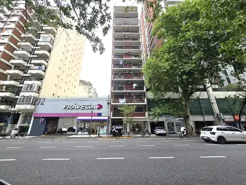 Departamento 3 ambientes Excelente ubicación Bajas expensas Almagro