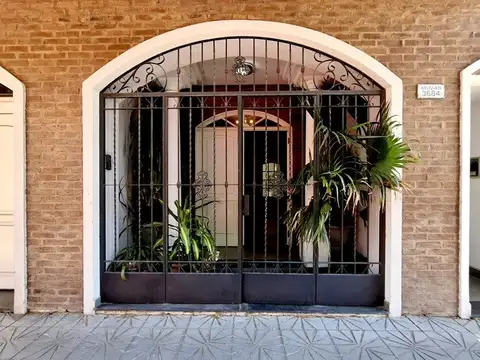Depto Tipo Casa en Venta de 4 ambientes